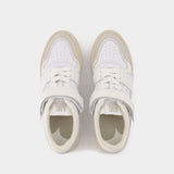 Sneakers Low-Top ADC aus weißem Leder