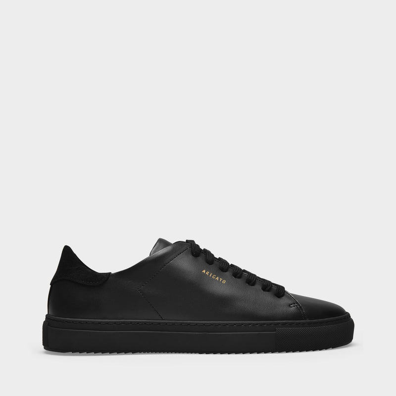 Sneakers Clean 90 aus schwarzem Leder